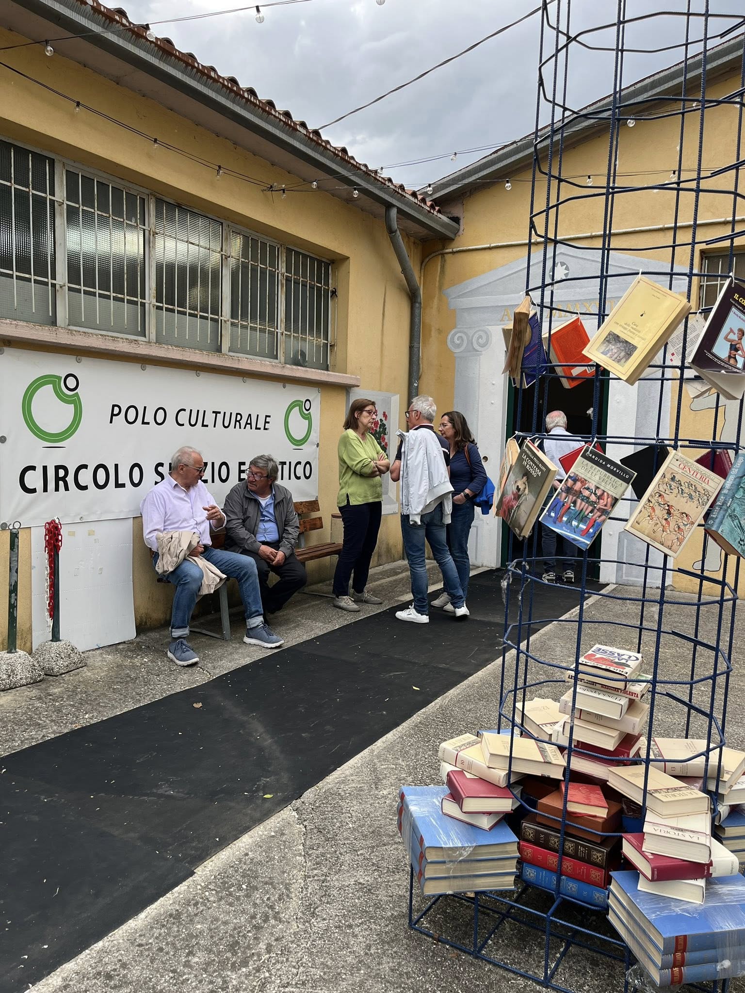 Foto 12 degli spazi e delle attività del Circolo Spazio Estetico